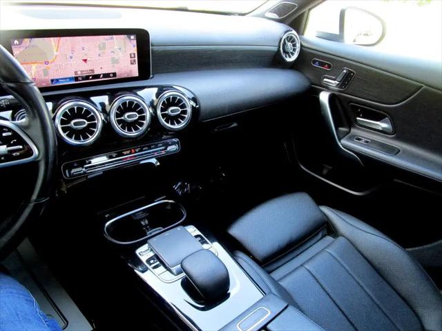 2019 Mercedes-Benz A 220 4MATIC