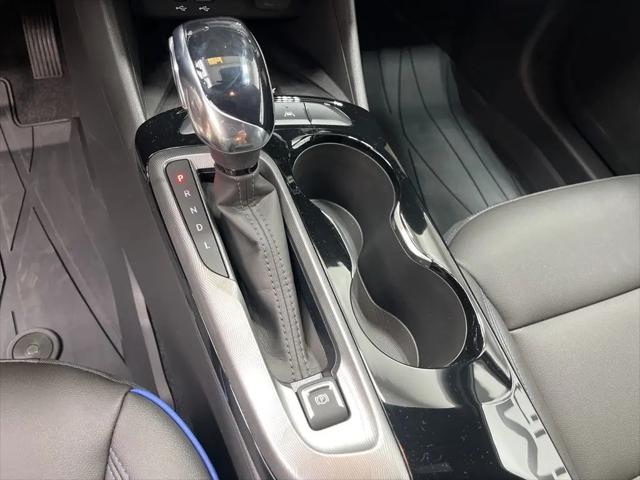 2026 Buick NV Sport Touring FWD
