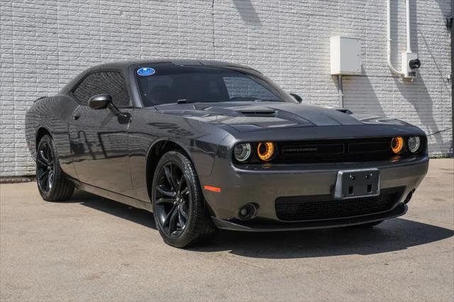 2017 Dodge Challenger SXT