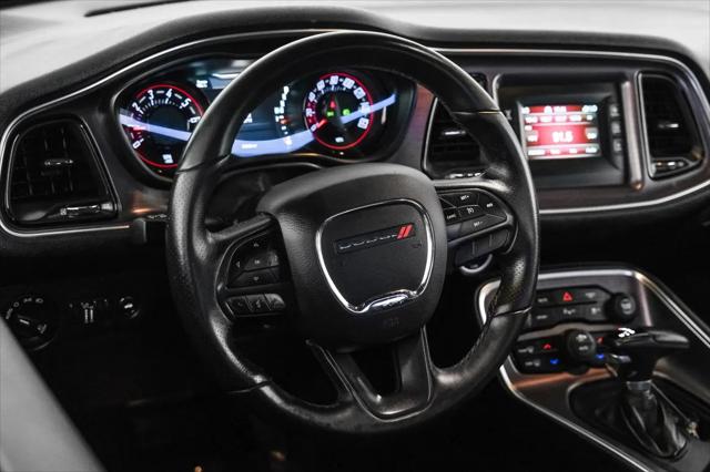 2017 Dodge Challenger SXT