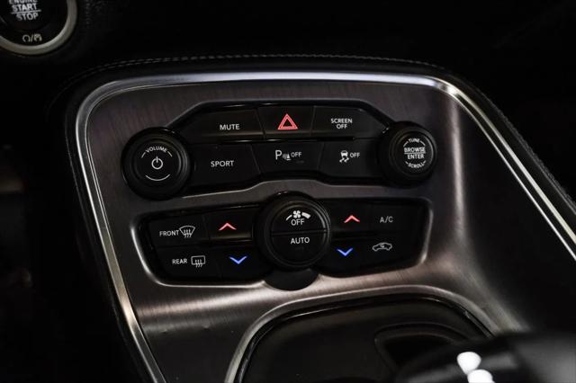 2017 Dodge Challenger SXT