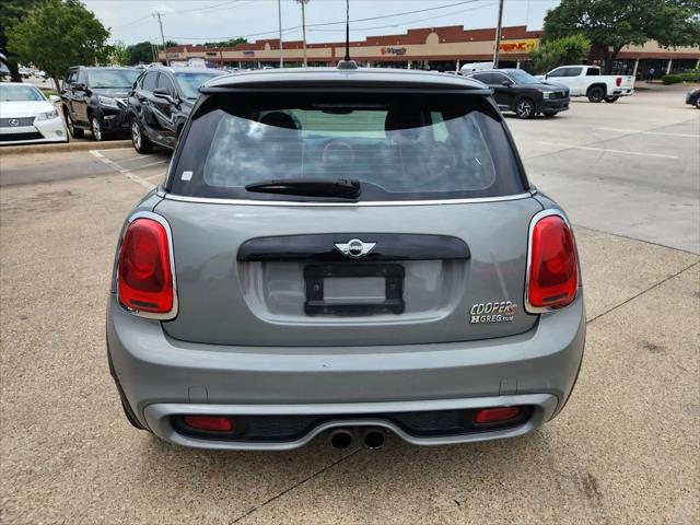2017 MINI Hardtop Cooper S