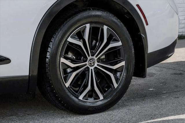 2023 Toyota Crown XLE