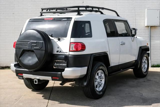 2011 Toyota FJ Cruiser Base