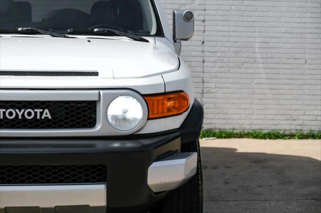 2011 Toyota FJ Cruiser Base