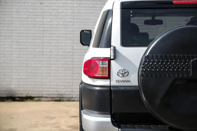 2011 Toyota FJ Cruiser Base