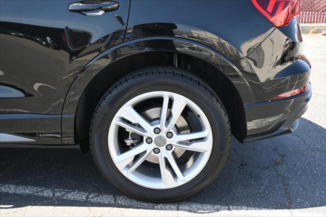 2020 Audi Q3 Premium Plus 45 TFSI S line quattro Tiptronic