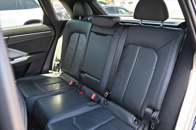 2020 Audi Q3 Premium Plus 45 TFSI S line quattro Tiptronic
