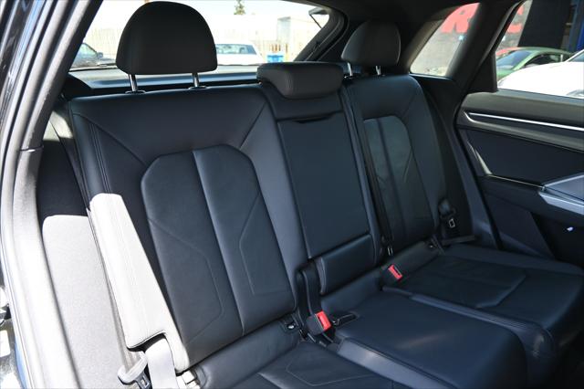 2020 Audi Q3 Premium Plus 45 TFSI S line quattro Tiptronic