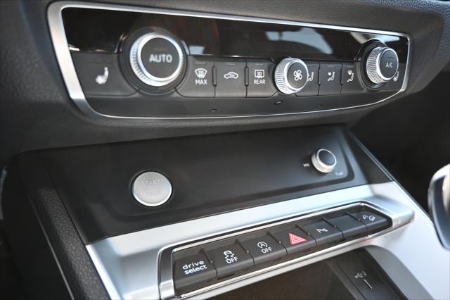 2020 Audi Q3 Premium Plus 45 TFSI S line quattro Tiptronic
