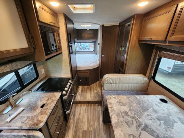 2021 Ford E-350 Cutaway 22E