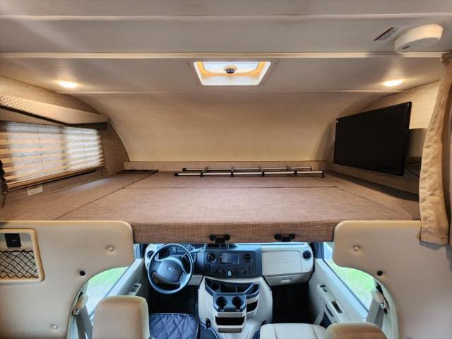 2021 Ford E-350 Cutaway 22E