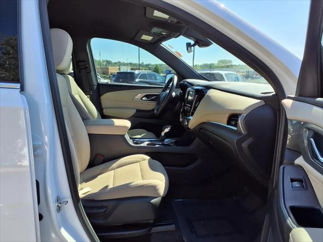 2023 Chevrolet Traverse FWD LS
