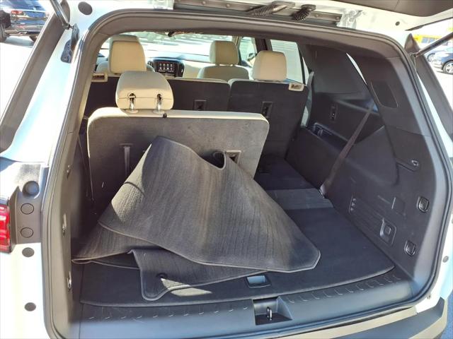 2023 Chevrolet Traverse FWD LS
