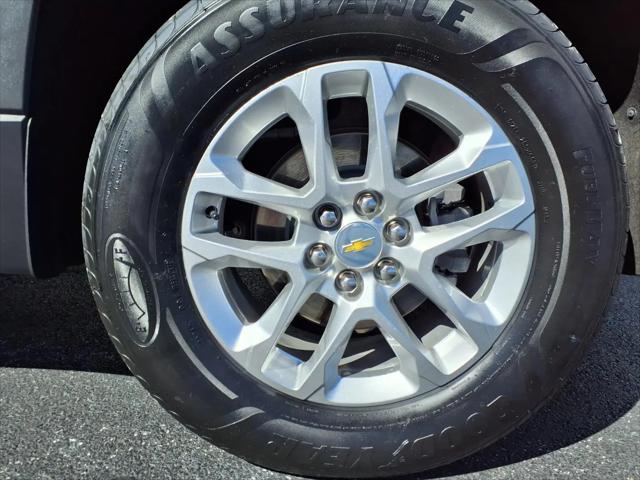2023 Chevrolet Traverse FWD LS