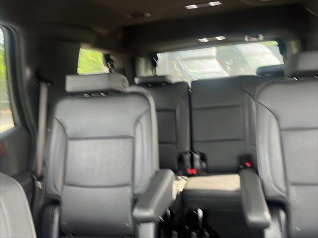 2025 GMC Yukon 4WD Denali