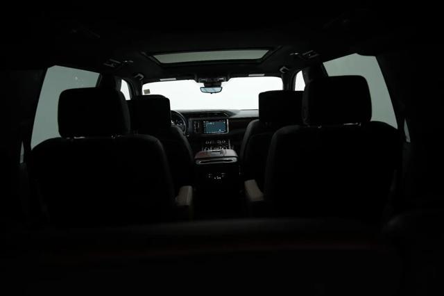 2024 GMC Yukon XL 4WD Denali Ultimate