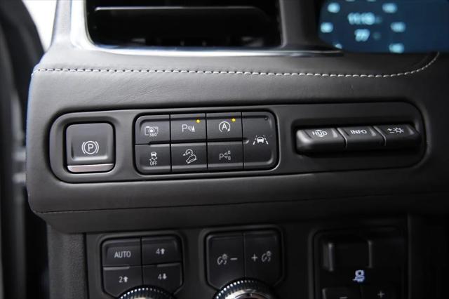 2024 GMC Yukon XL 4WD Denali Ultimate