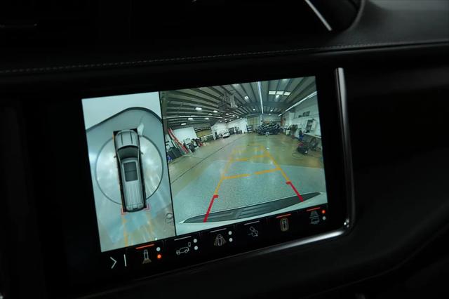 2024 GMC Yukon XL 4WD Denali Ultimate