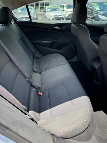 2017 Chevrolet Cruze LS Auto