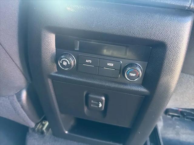 2023 Chevrolet Traverse AWD LT Cloth
