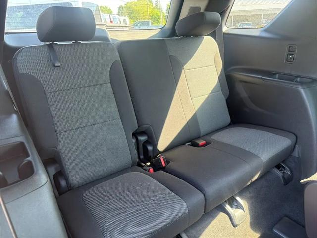 2023 Chevrolet Traverse AWD LT Cloth
