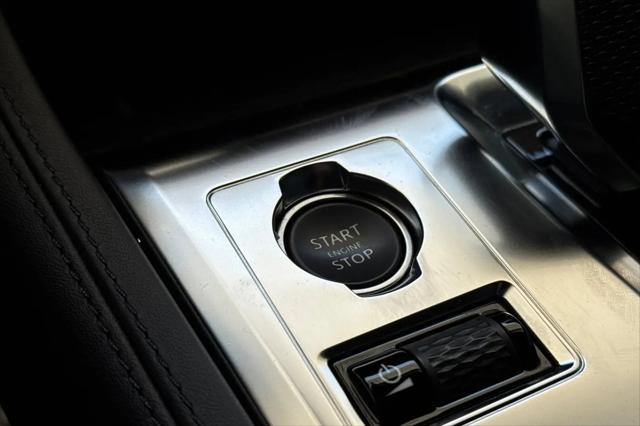 2023 Jaguar F-PACE SVR P550 AWD Automatic