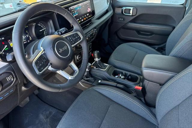 2025 Jeep Wrangler 4xe Sahara 4xe