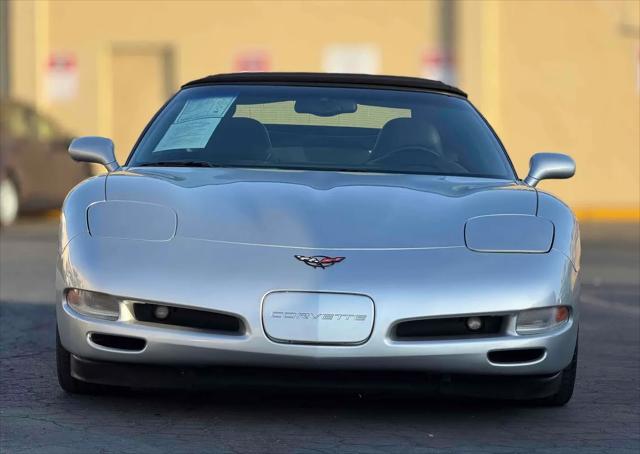 2001 Chevrolet Corvette Base