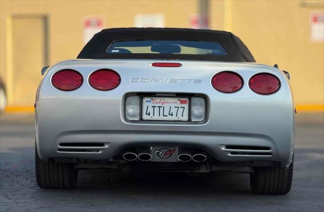2001 Chevrolet Corvette Base