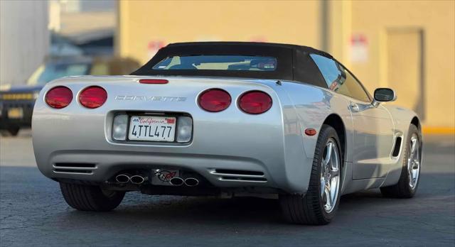 2001 Chevrolet Corvette Base
