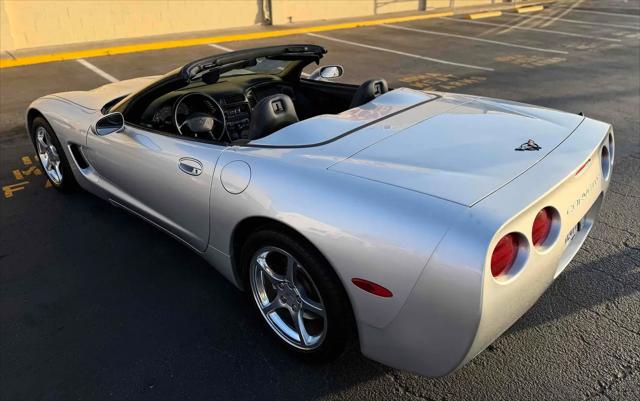 2001 Chevrolet Corvette Base