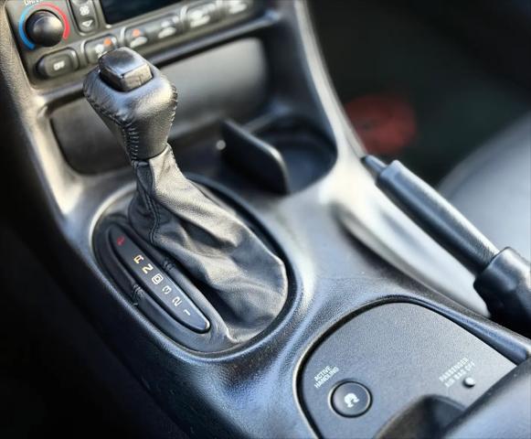 2001 Chevrolet Corvette Base