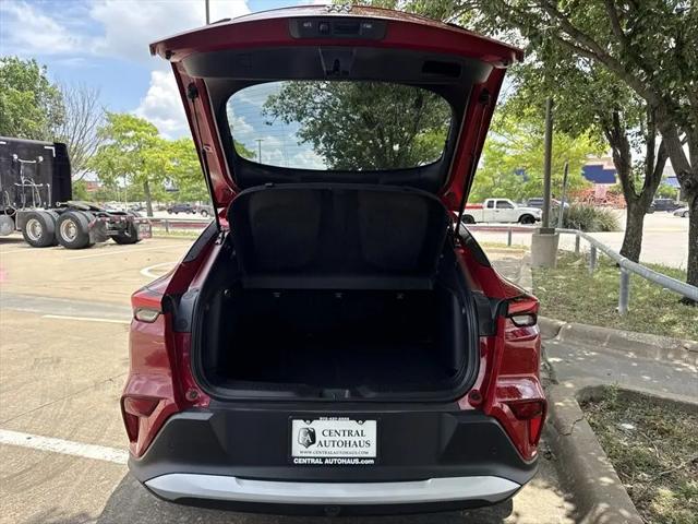 2026 Buick NV Preferred FWD