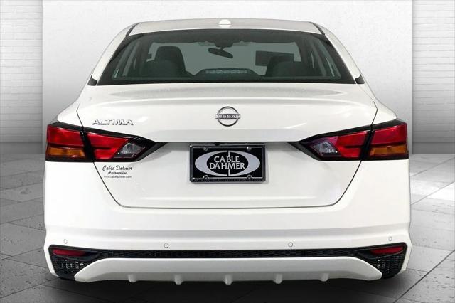 2025 Nissan Altima SV FWD