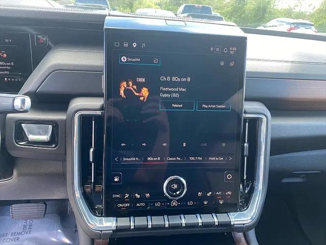 2025 GMC Yukon XL 4WD Denali