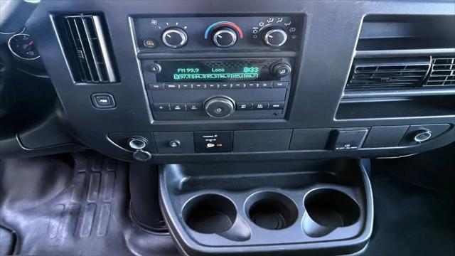 2025 GMC Savana Cargo RWD 2500 Regular Wheelbase Work Van