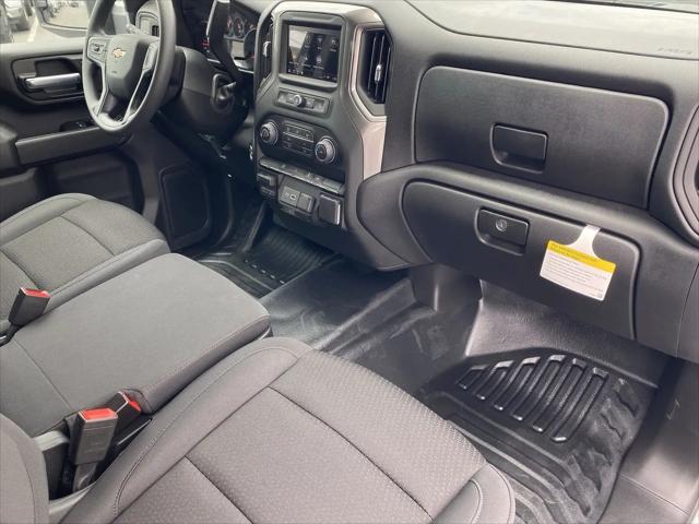 2026 Chevrolet Silverado 2500HD Crew Cab, Long Bed, WT, RWD