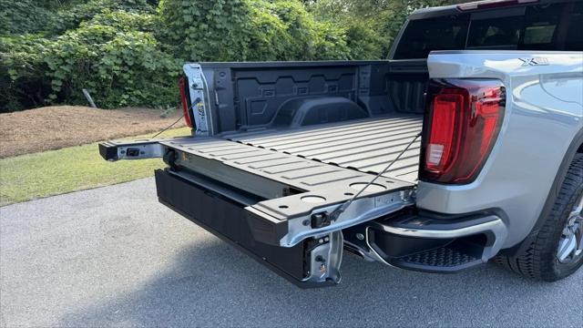 2026 GMC Sierra 1500 Crew Cab, Short Bed, SLT, 4WD