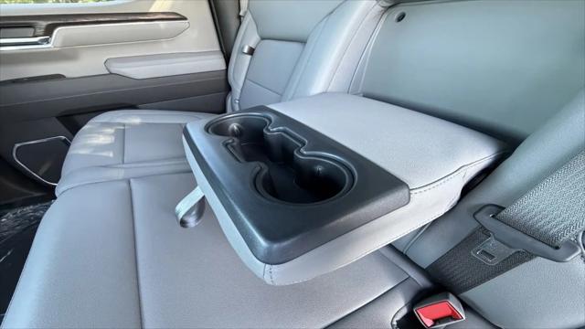 2026 GMC Sierra 1500 Crew Cab, Short Bed, SLT, 4WD