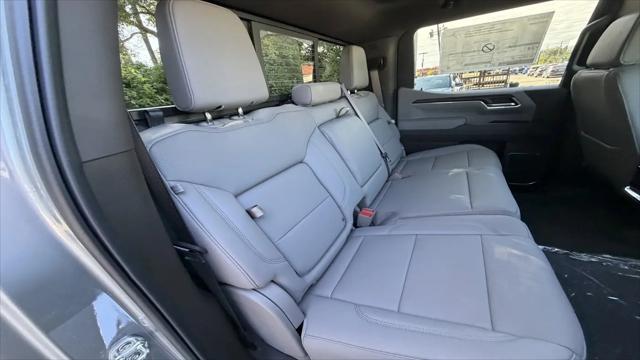 2026 GMC Sierra 1500 Crew Cab, Short Bed, SLT, 4WD