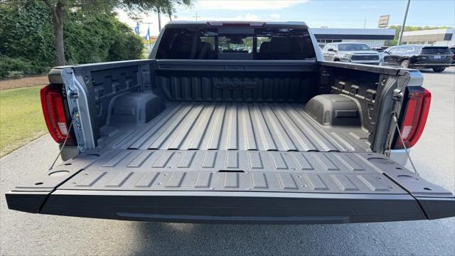2026 GMC Sierra 1500 Crew Cab, Short Bed, SLT, 4WD