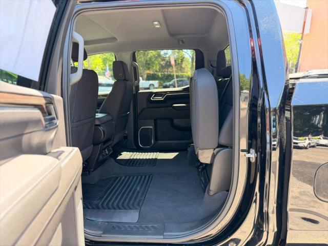 2022 Chevrolet Silverado 1500 4WD Crew Cab Short Bed LT with 2FL