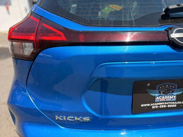 2024 Nissan Kicks SR Xtronic CVT