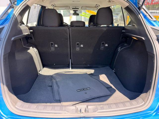 2024 Nissan Kicks SR Xtronic CVT