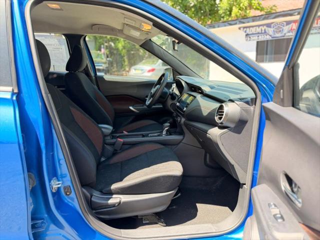 2024 Nissan Kicks SR Xtronic CVT