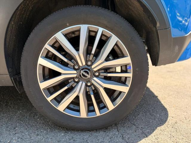 2024 Nissan Kicks SR Xtronic CVT