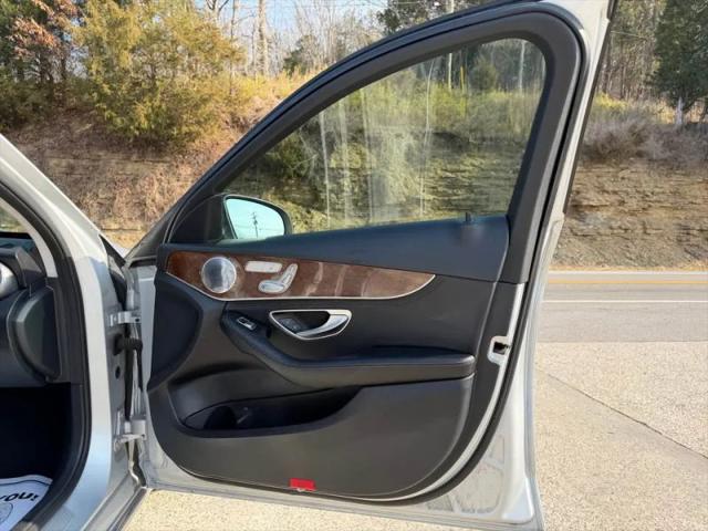 2015 Mercedes-Benz C-CLASS C 300 4MATIC