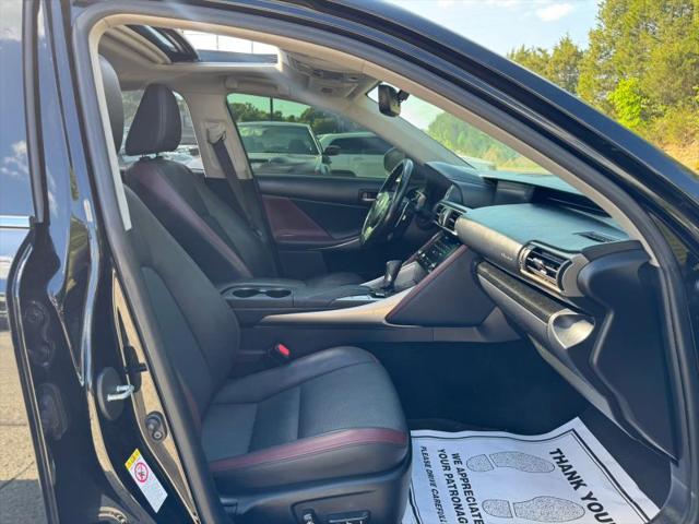 2017 Lexus IS 300 300