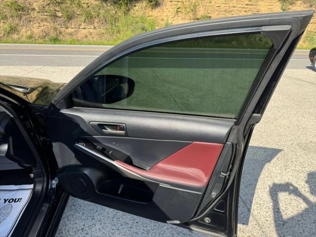 2017 Lexus IS 300 300